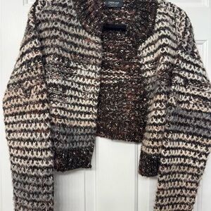 Zara Women's knit crop sweater / cardigan